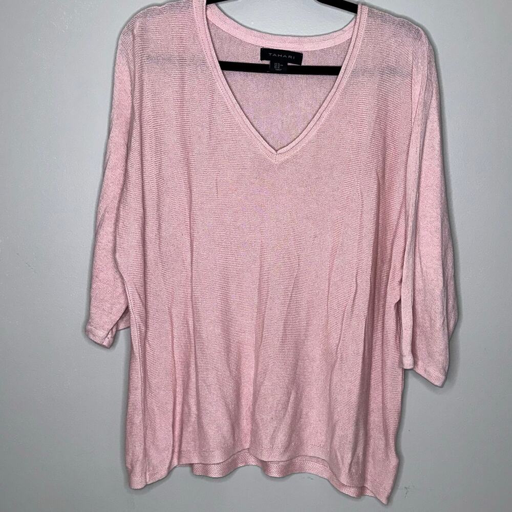 Tahari Womens size XL Pink V-Neck 3/4 Sleeve Lightweight Sweater